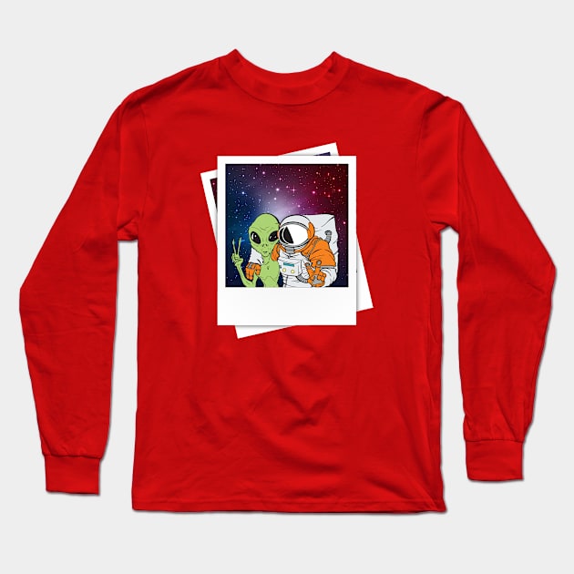 Space Selfie Alien and Astronaut Long Sleeve T-Shirt by meowstudio